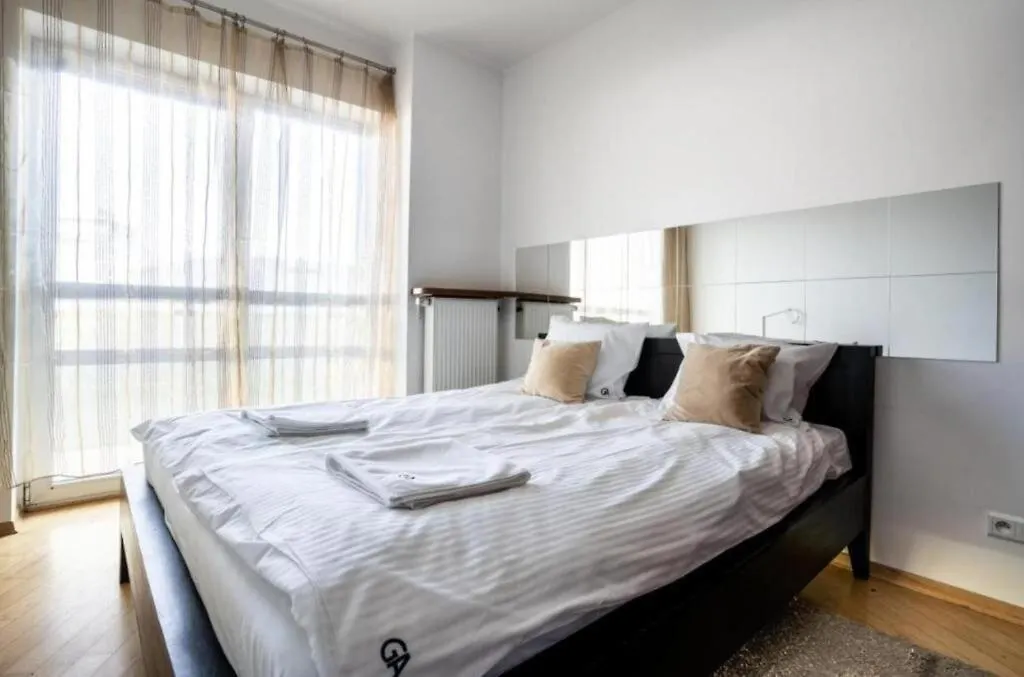 Golden Apartments Warsaw - Big And Bright Apartment In Platinum Towers- Browary- Grzyb61A